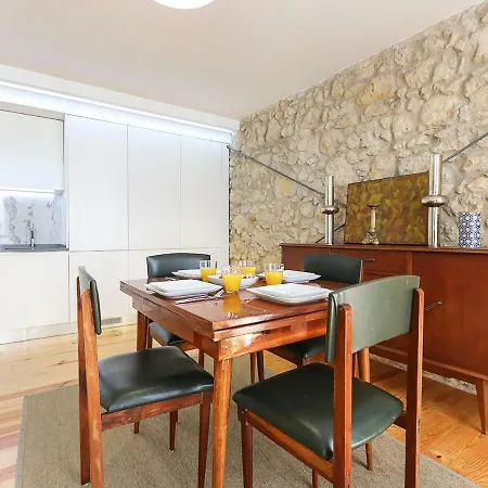 Joivy Avenida アパート