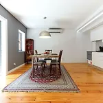 Apartment Joivy Avenida *